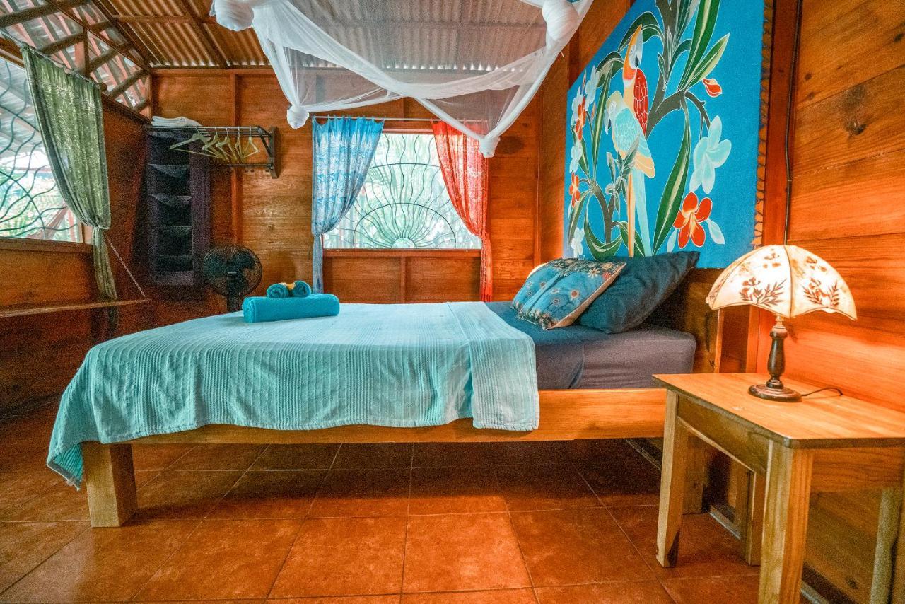 Casitas Las Flores Puerto Viejo de Talamanca Bagian luar foto