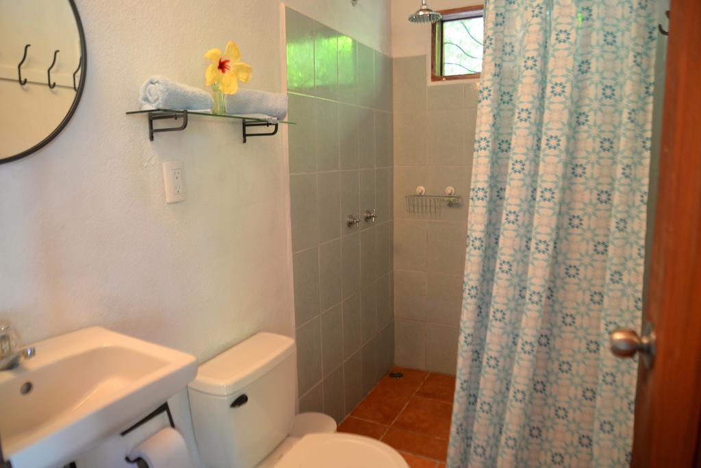 Casitas Las Flores Puerto Viejo de Talamanca Bagian luar foto